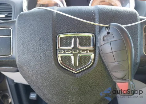 2013 Dodge Grand Caravan Sxt from USA, damaged, VIN 2C4RDGCG9DR749646